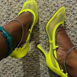 Jessica Simpson neon green heels with chain